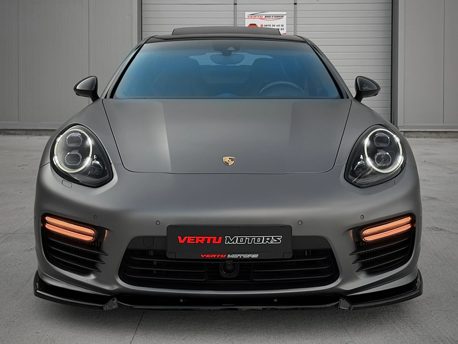 Porsche Panamera TURBO/ SPORT CHRONO/ CARBON/ 21 ZOLL/ PDK, снимка 3 - Автомобили и джипове - 55617974