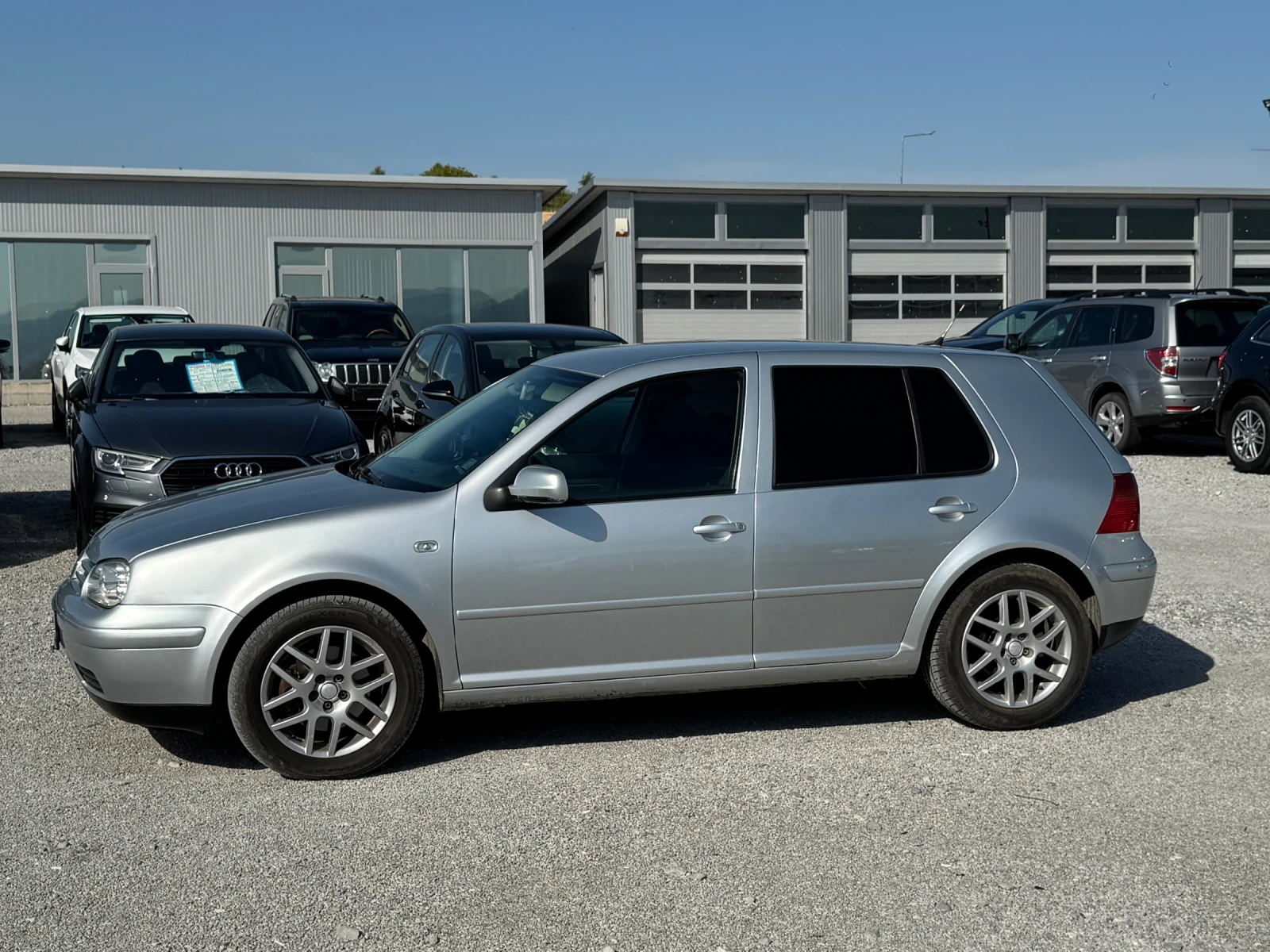 VW Golf 1.9TDI 131к.с./HIGH-LINE/ТОП СЪСТОЯНИЕ, снимка 8 - Автомобили и джипове - 55896488