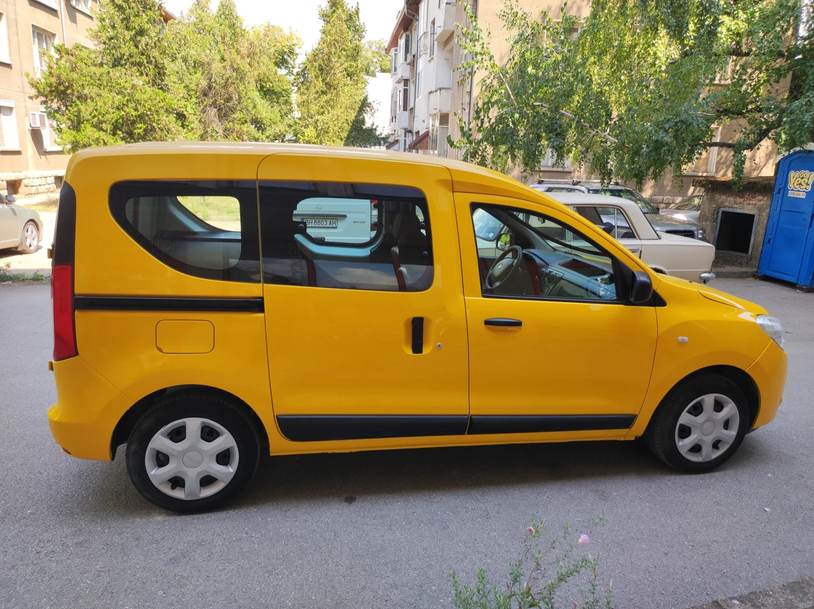 Dacia Dokker, снимка 2 - Автомобили и джипове - 55931105
