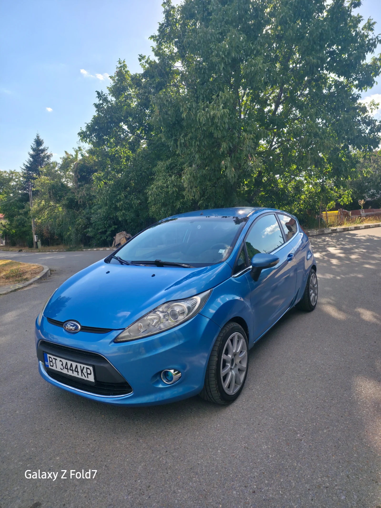 Ford Fiesta 1.4  97 hp газ