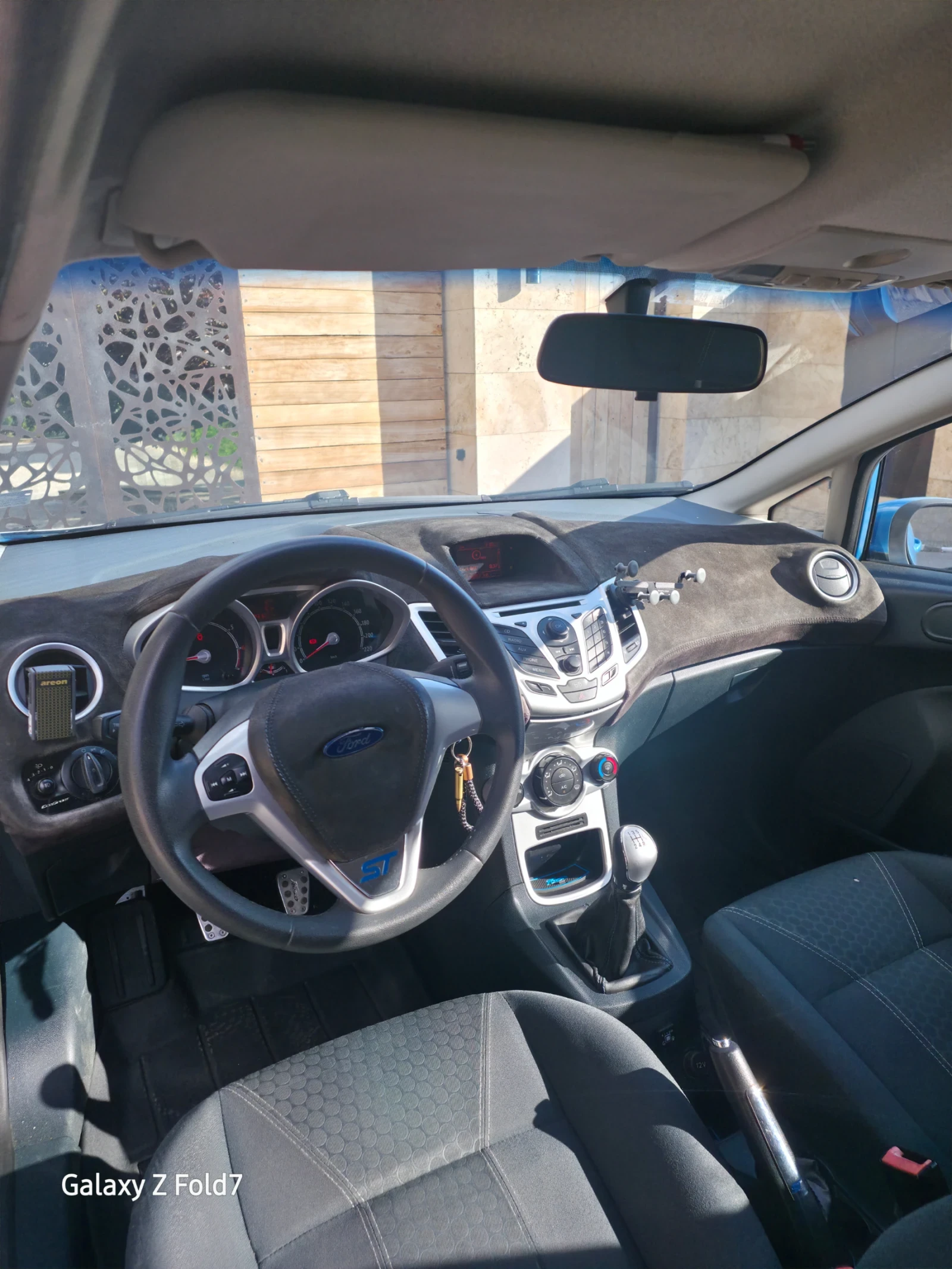 Ford Fiesta 1.4  97 hp газ, снимка 7 - Автомобили и джипове - 55982163