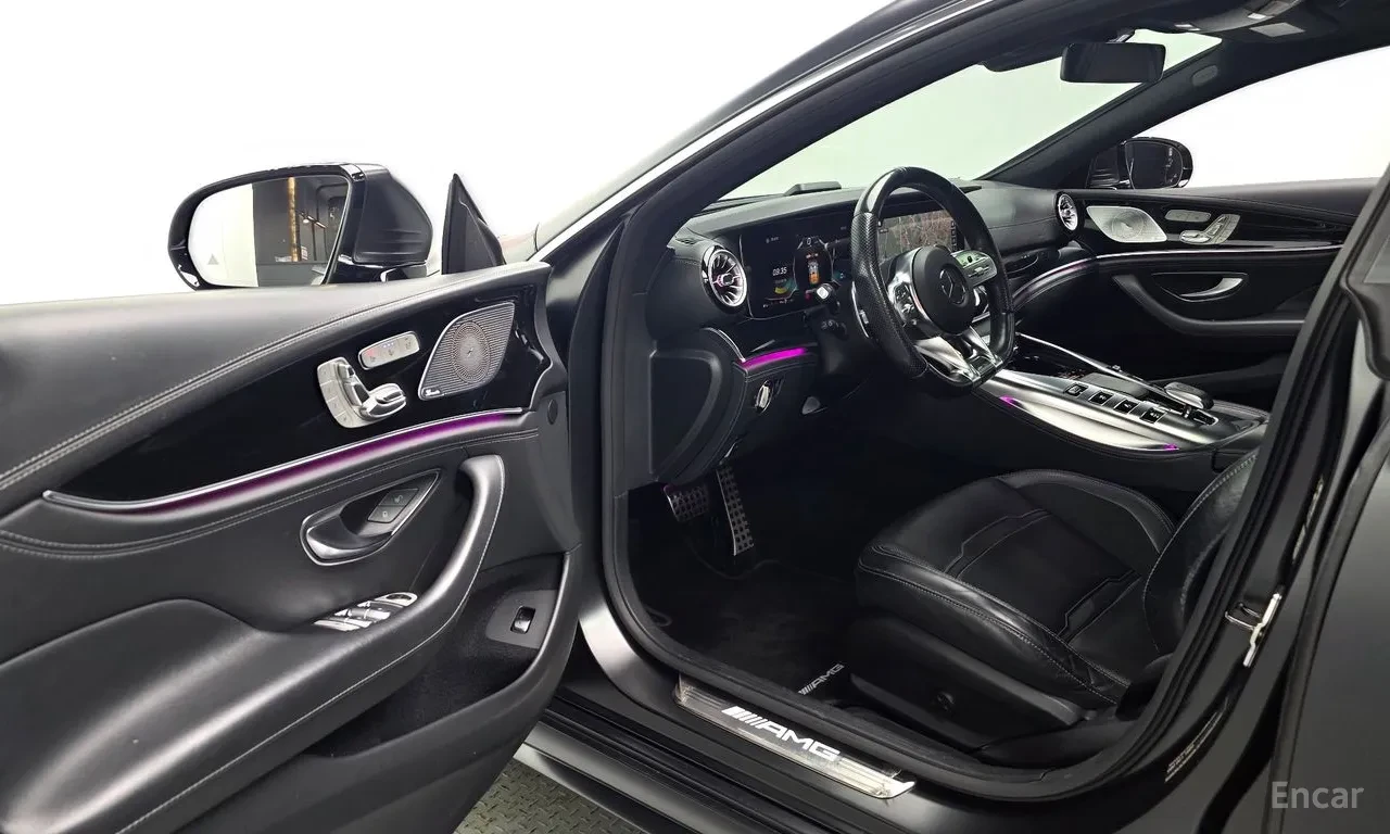 Mercedes-Benz GT AMG 43 / 4 MATIC+ /BURMESTER /360 КАМЕРИ /ОБДУХ, снимка 7 - Автомобили и джипове - 56118325