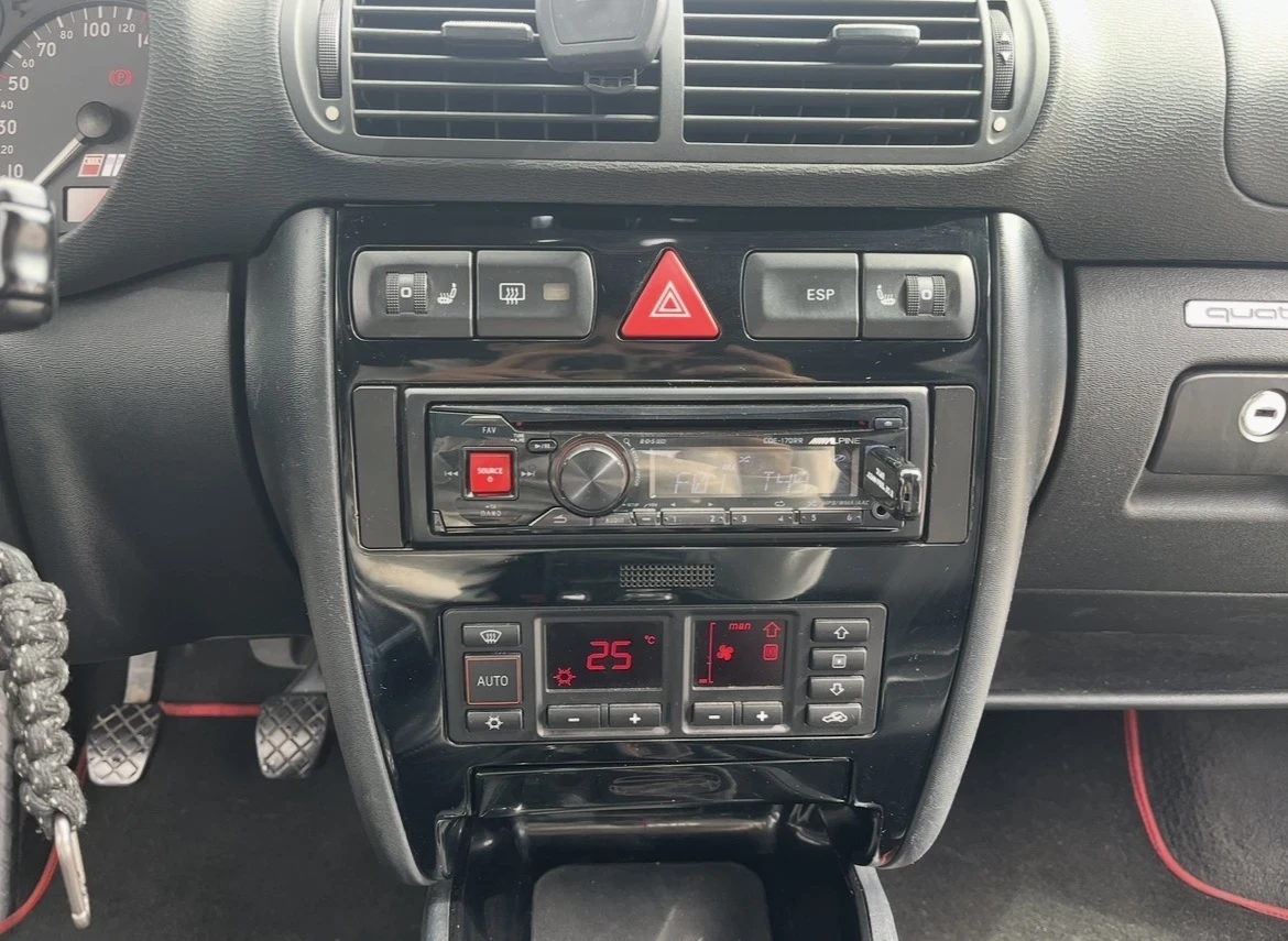 Audi S3 1.8t 209кс, снимка 6 - Автомобили и джипове - 56119843
