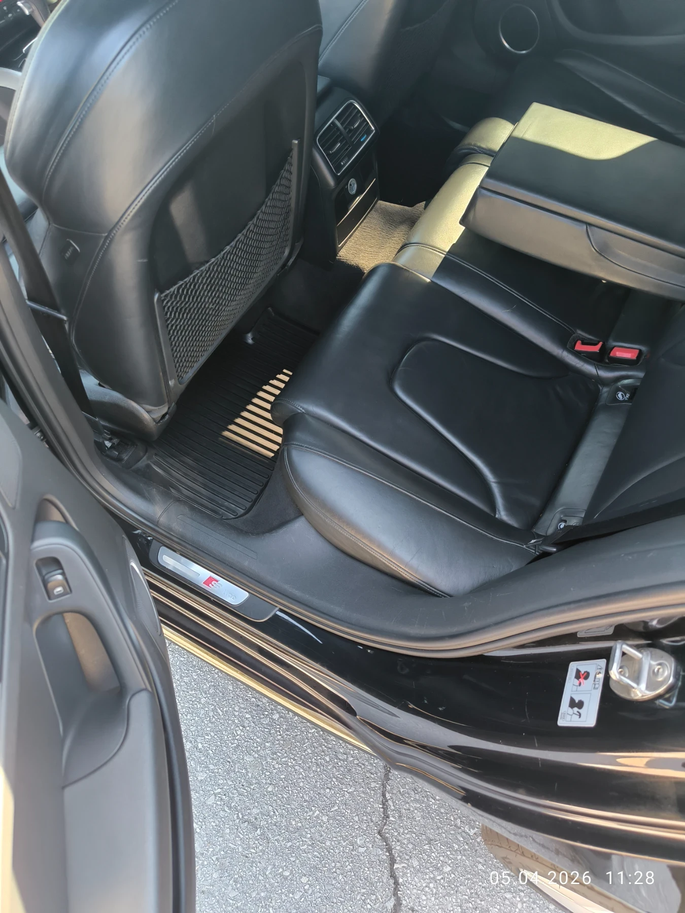 Audi A4 3.0TDI, снимка 13 - Автомобили и джипове - 56216777
