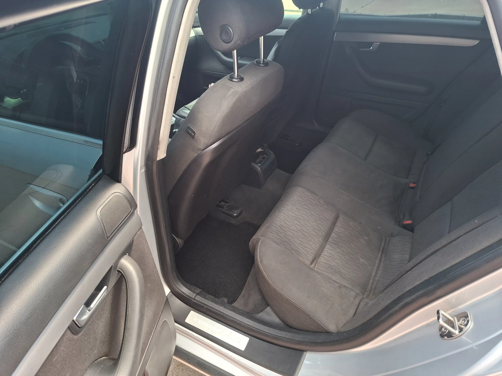 Audi A4, снимка 10 - Автомобили и джипове - 56223276