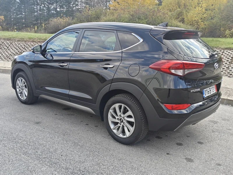 Hyundai Tucson Уникален/2.0/4х4, снимка 3 - Автомобили и джипове - 47779844