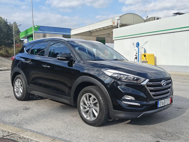 Hyundai Tucson Уникален/2.0/4х4, снимка 9 - Автомобили и джипове - 47779844