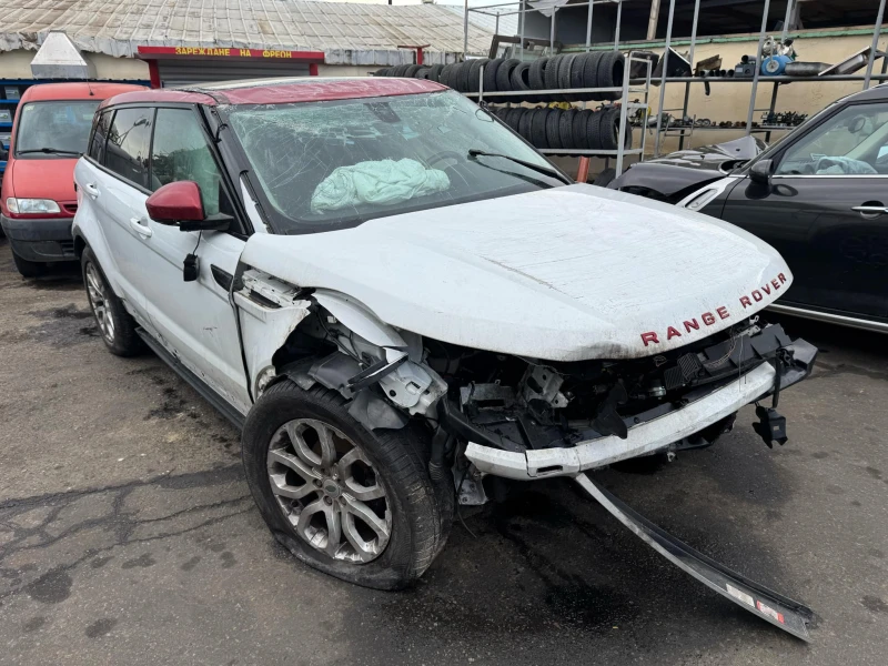 Land Rover Evoque 2.2, снимка 3 - Автомобили и джипове - 48580931