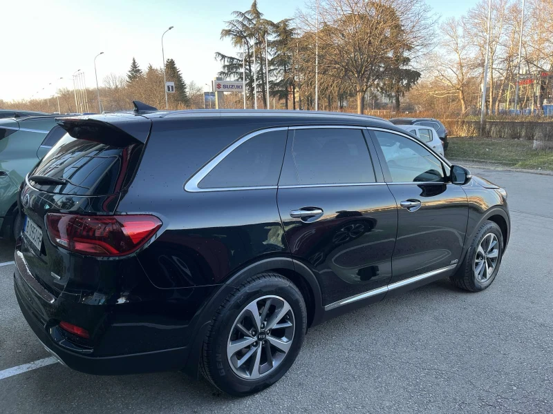 Kia Sorento Executive, снимка 6 - Автомобили и джипове - 48860744