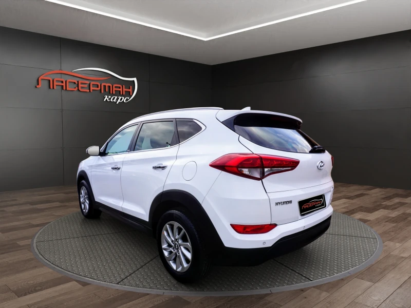 Hyundai Tucson II 1.7CRDI XPOSSIBLE , снимка 4 - Автомобили и джипове - 50067541