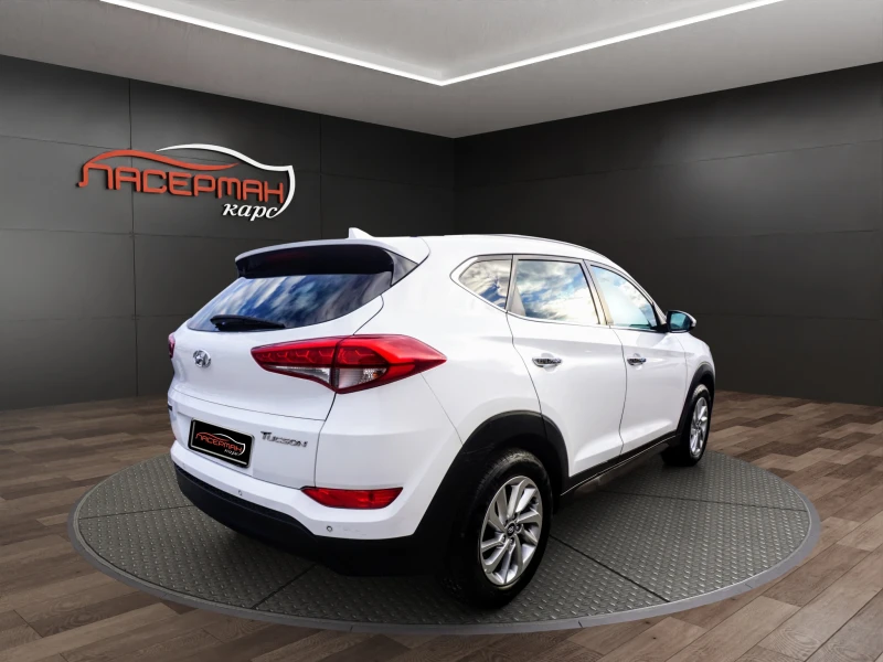 Hyundai Tucson II 1.7CRDI XPOSSIBLE , снимка 3 - Автомобили и джипове - 50067541