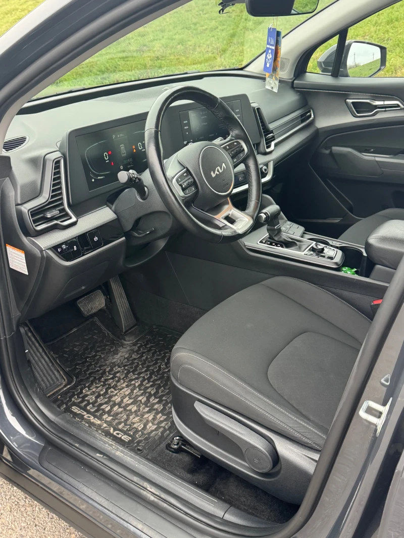 Kia Sportage 1.6T GDI HEV, снимка 9 - Автомобили и джипове - 52979033