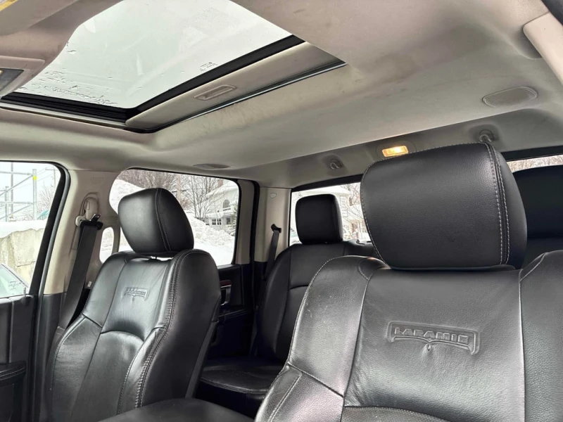 Dodge RAM 1500 * Laramie * CARFAX * БЕЗ ПЪРВОНАЧАЛНА ВНОСКА, снимка 10 - Автомобили и джипове - 53455716