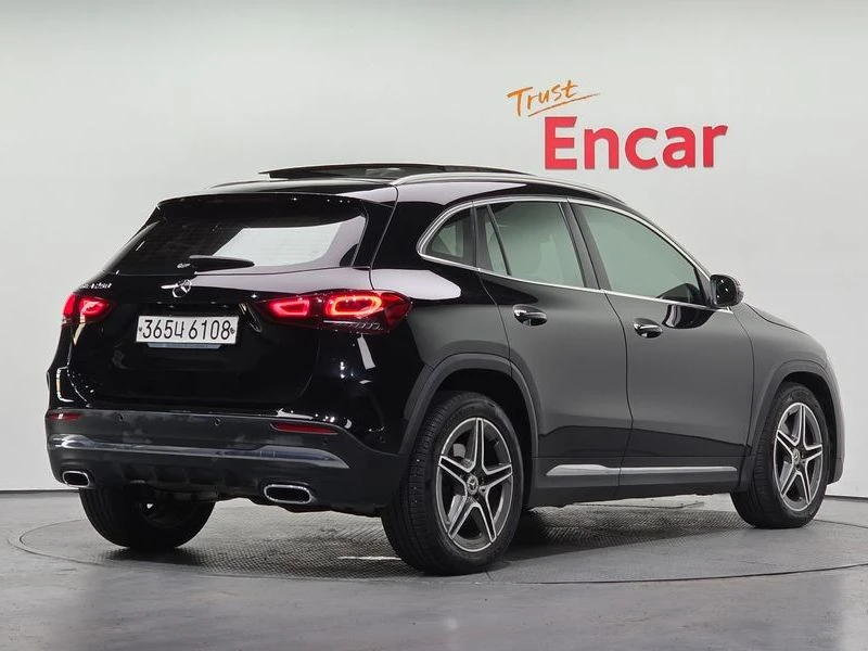 Mercedes-Benz GLA 250 2.5 4matic Висок клас оборудване, снимка 2 - Автомобили и джипове - 55751204