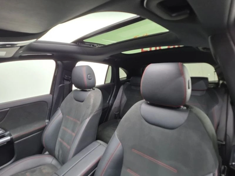 Mercedes-Benz GLA 250 2.5 4matic Висок клас оборудване, снимка 11 - Автомобили и джипове - 55751204