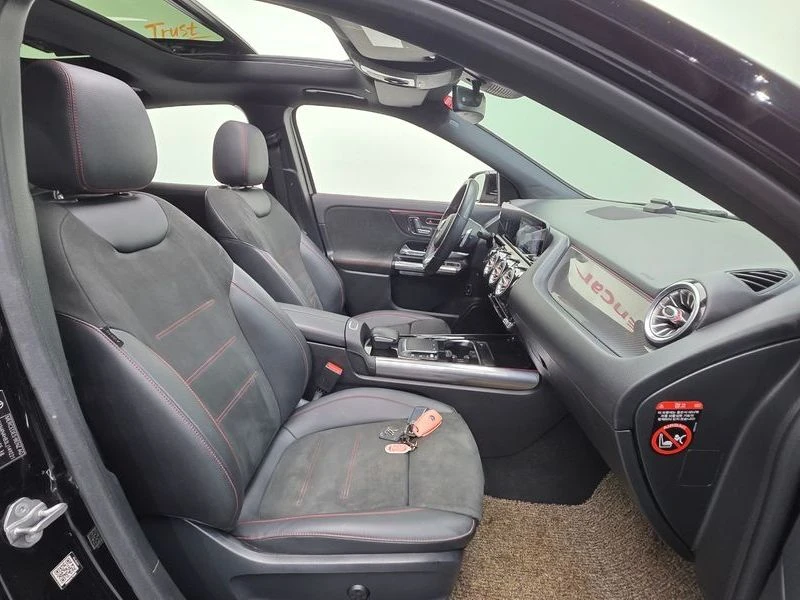 Mercedes-Benz GLA 250 2.5 4matic Висок клас оборудване, снимка 10 - Автомобили и джипове - 55751204