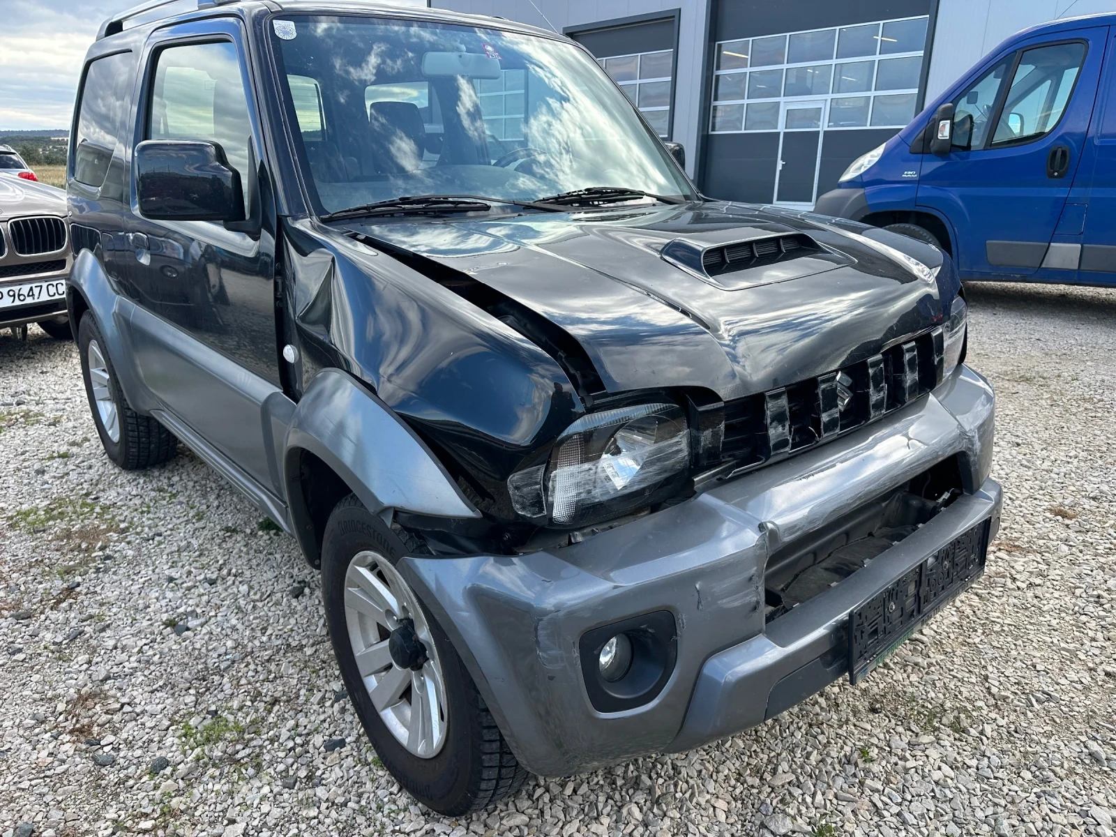 Suzuki Jimny 1.3/84кс клима кожа 84000км - изображение 4