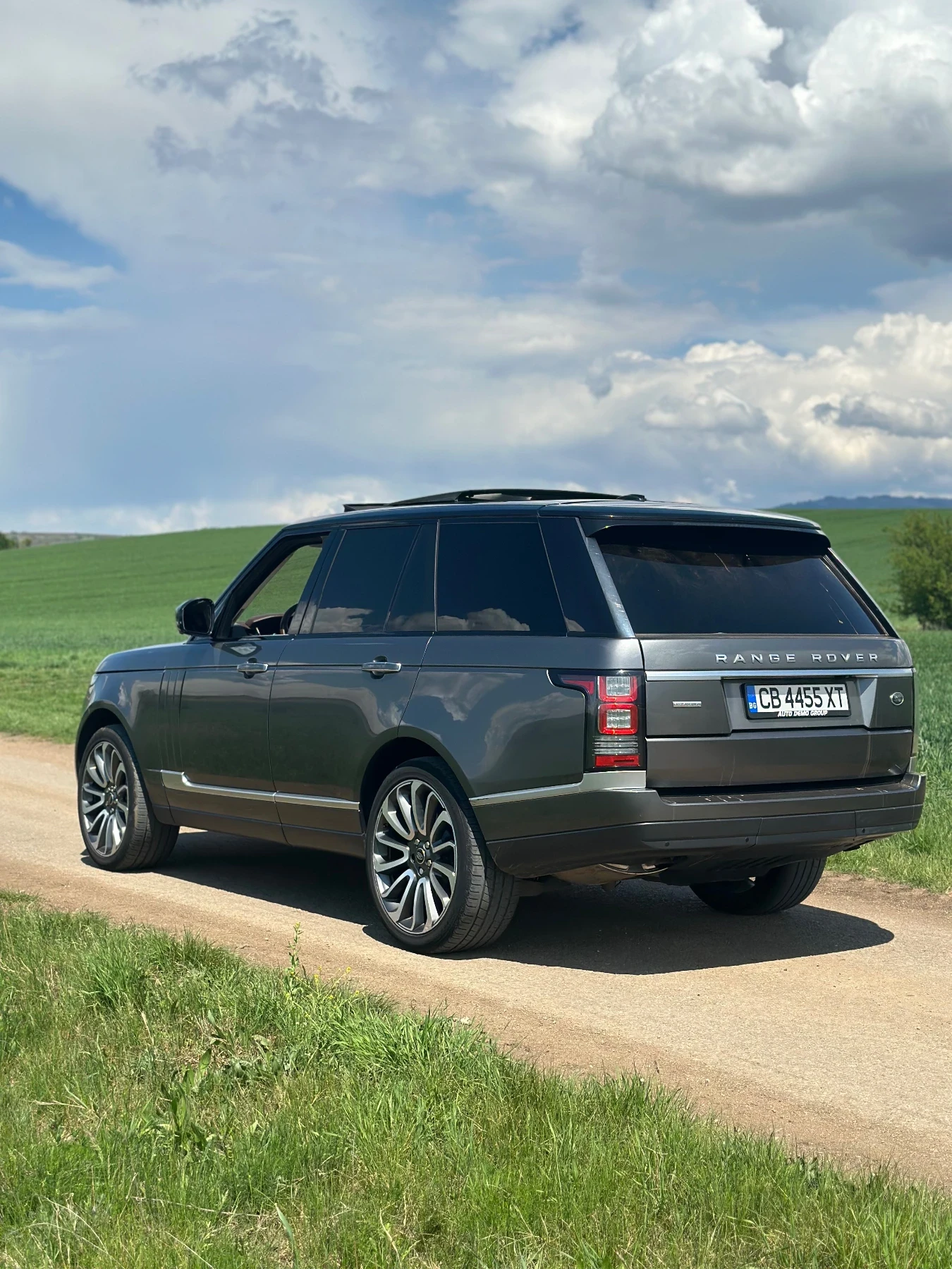 Land Rover Range rover ! В ГАРАНЦИЯ! RANGE ROVER AUTOBIOGRAPHY 4.4 V8 - изображение 3