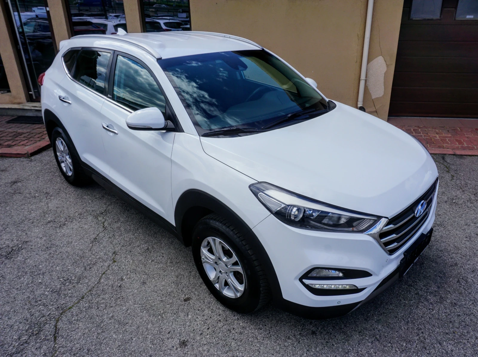 Hyundai Tucson II 1.7CRDI XPOSSIBLE  - изображение 2