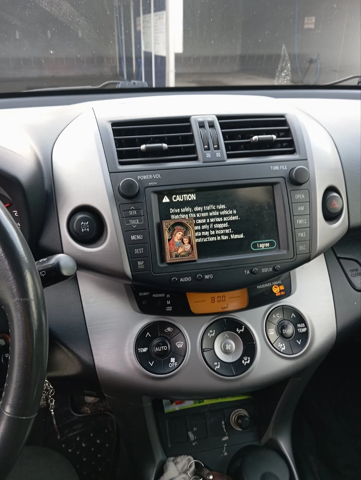 Toyota Rav4 2.2D4D - изображение 6