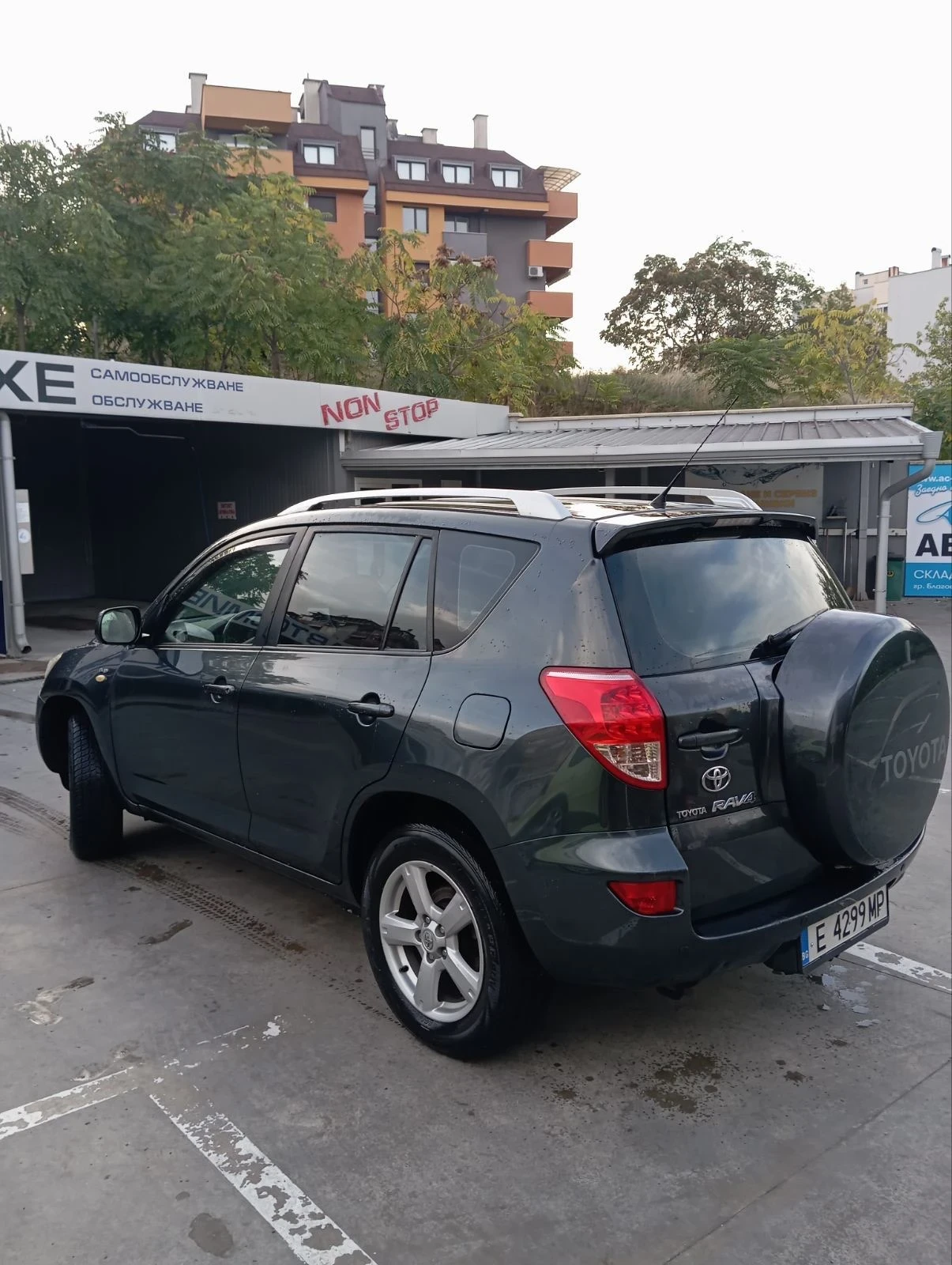 Toyota Rav4 2.2D4D - изображение 3
