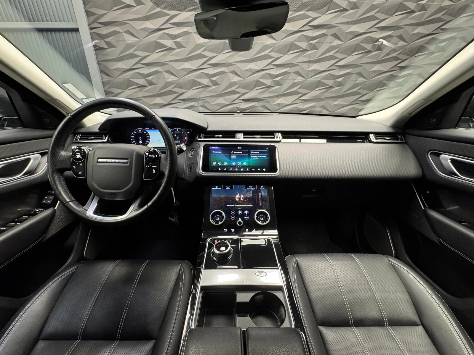 Land Rover Range Rover Velar DE275 SE AWD Meridian* Camera* Обдухване* Подгрев - изображение 5