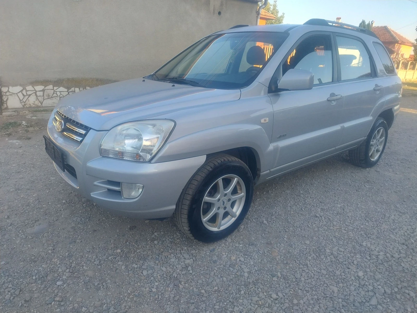 Kia Sportage SUV - изображение 2