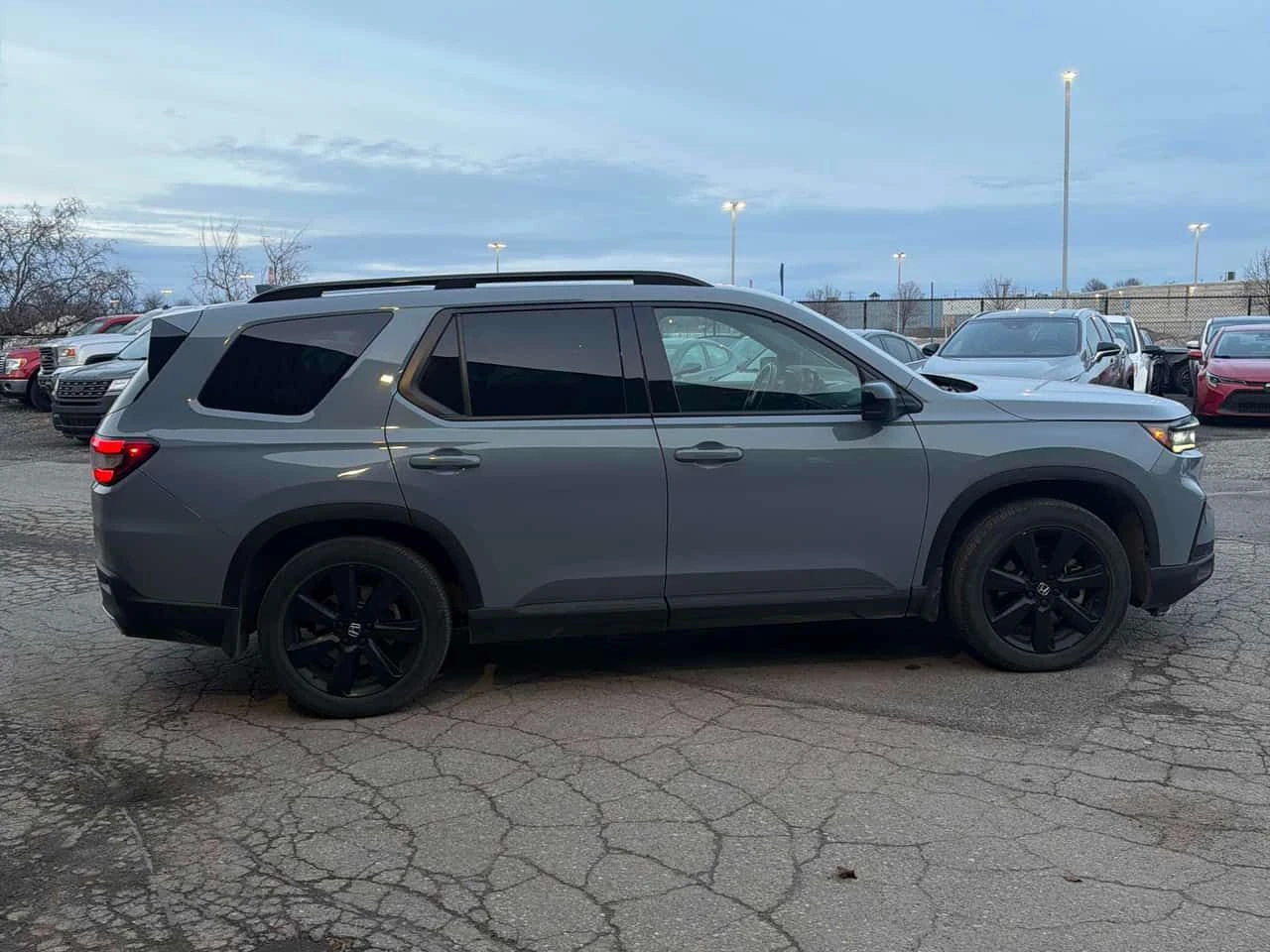 Honda Pilot Black Edition  CARFAX, снимка 3 - Автомобили и джипове - 54109826