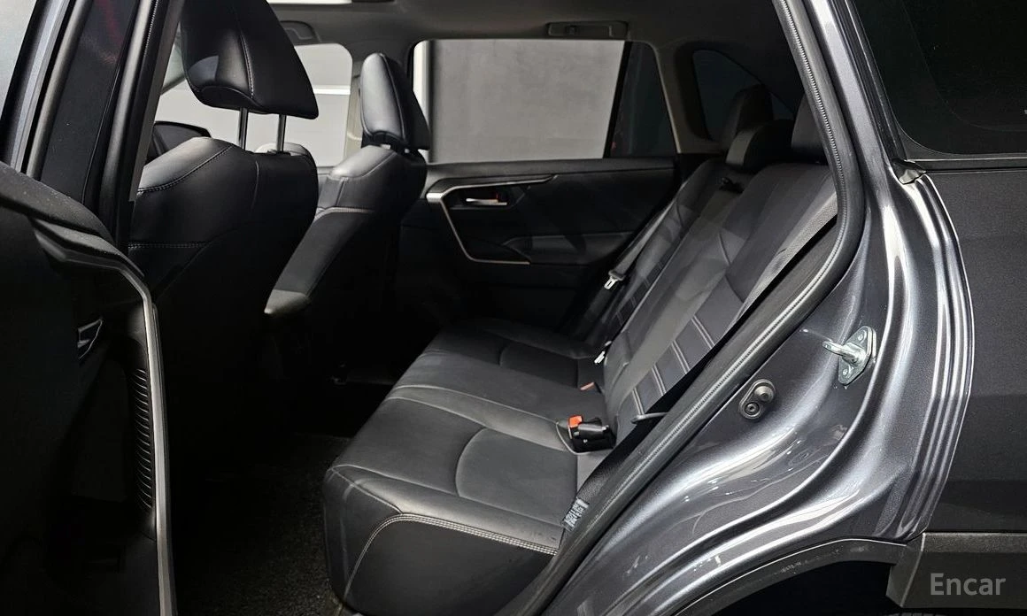 Toyota Rav4, снимка 12 - Автомобили и джипове - 54354113