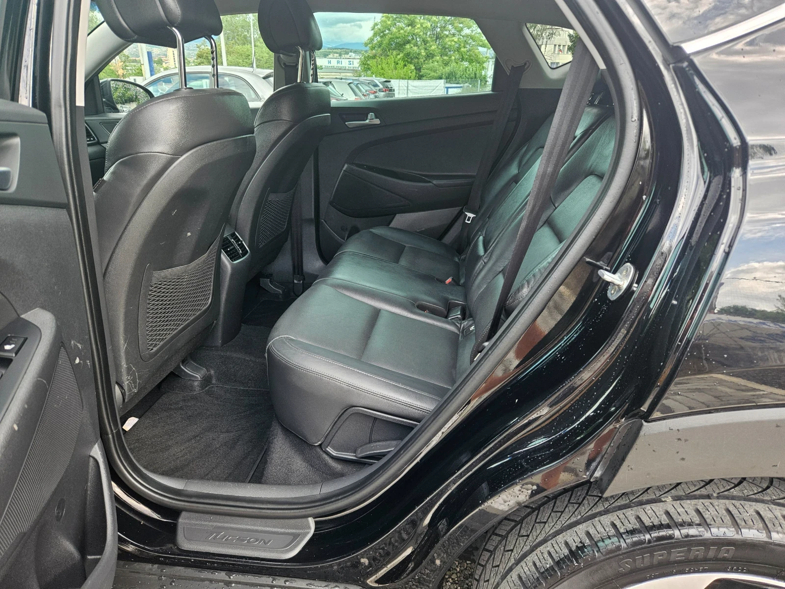 Hyundai Tucson 1.7CDTI, снимка 9 - Автомобили и джипове - 54697318