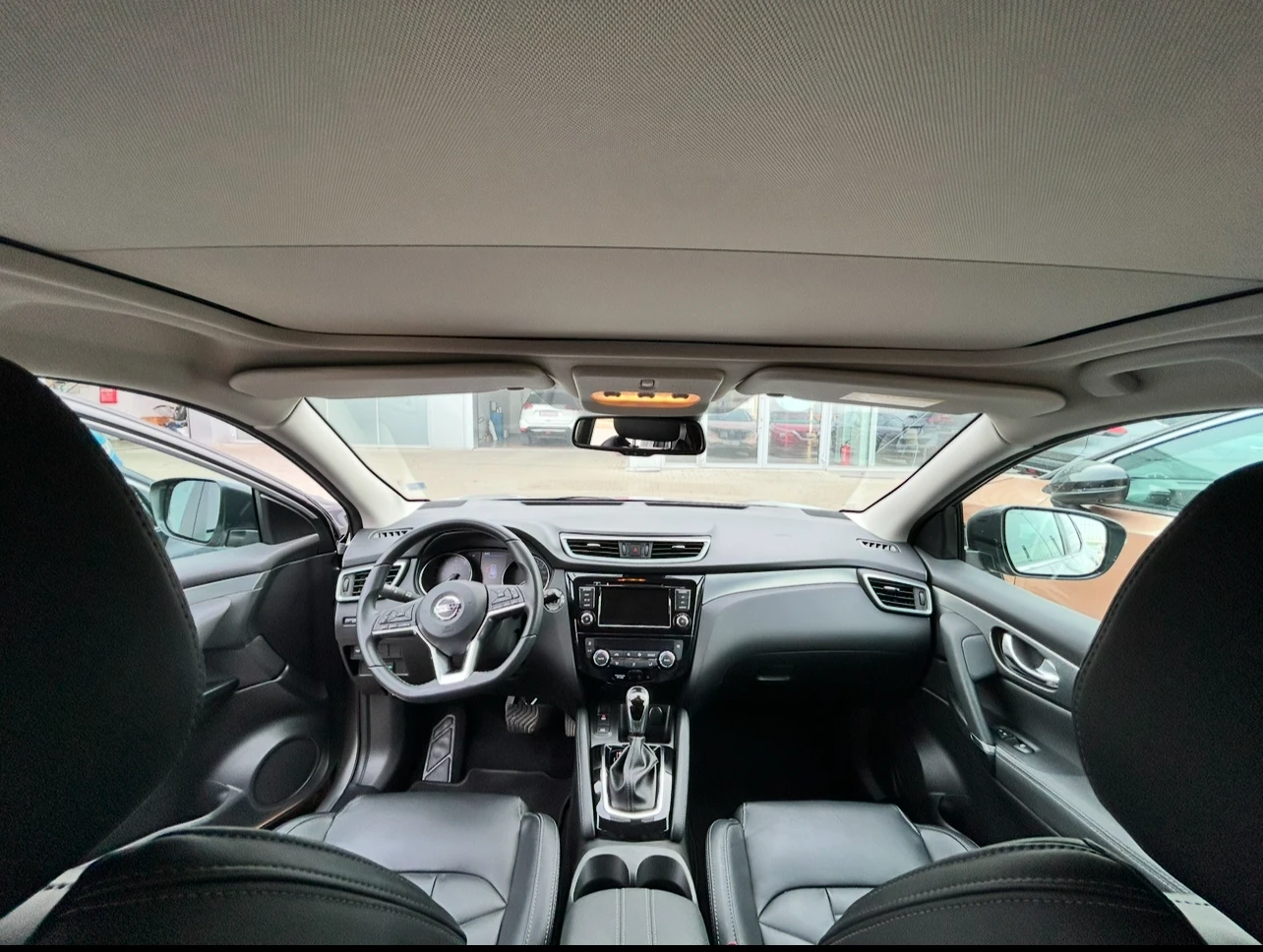 Nissan Qashqai Tekna Automatic , снимка 4 - Автомобили и джипове - 54730514
