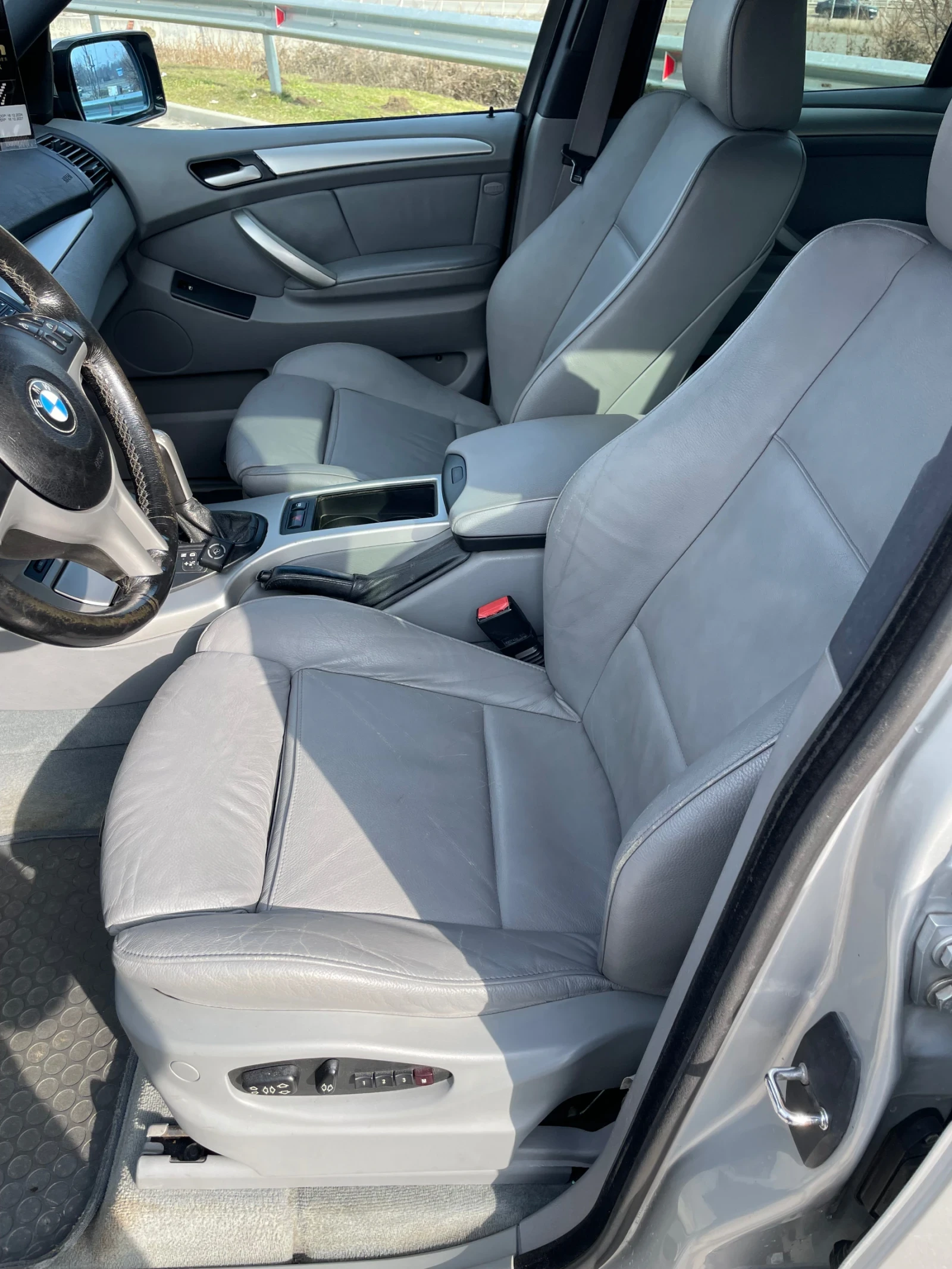 BMW X5 Кожа, памет, нови гуми+ зимни 3, 0i m54 Газ, тегли, снимка 9 - Автомобили и джипове - 55171402