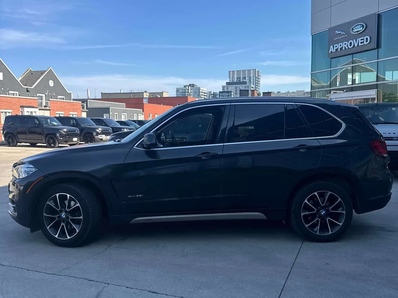 BMW X5 * xDrive35i * CARFAX * ОПЦИЯ ЗА ФИНАНСИРАНЕ , снимка 2 - Автомобили и джипове - 55302912