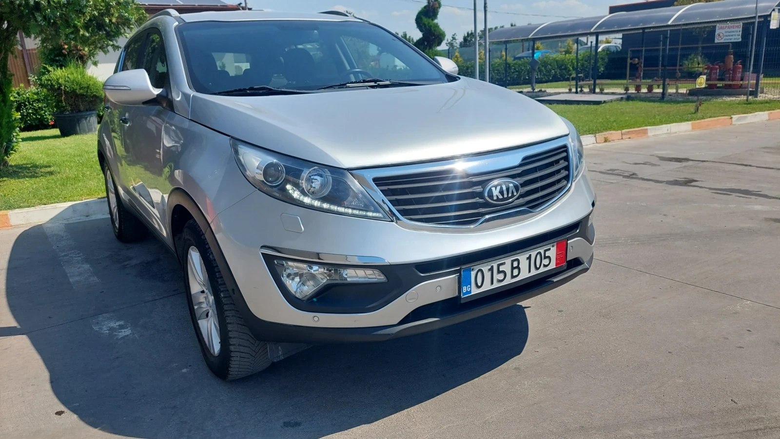 Kia Sportage 1.6i NAVI FULL ТОП !!!, снимка 3 - Автомобили и джипове - 55557517