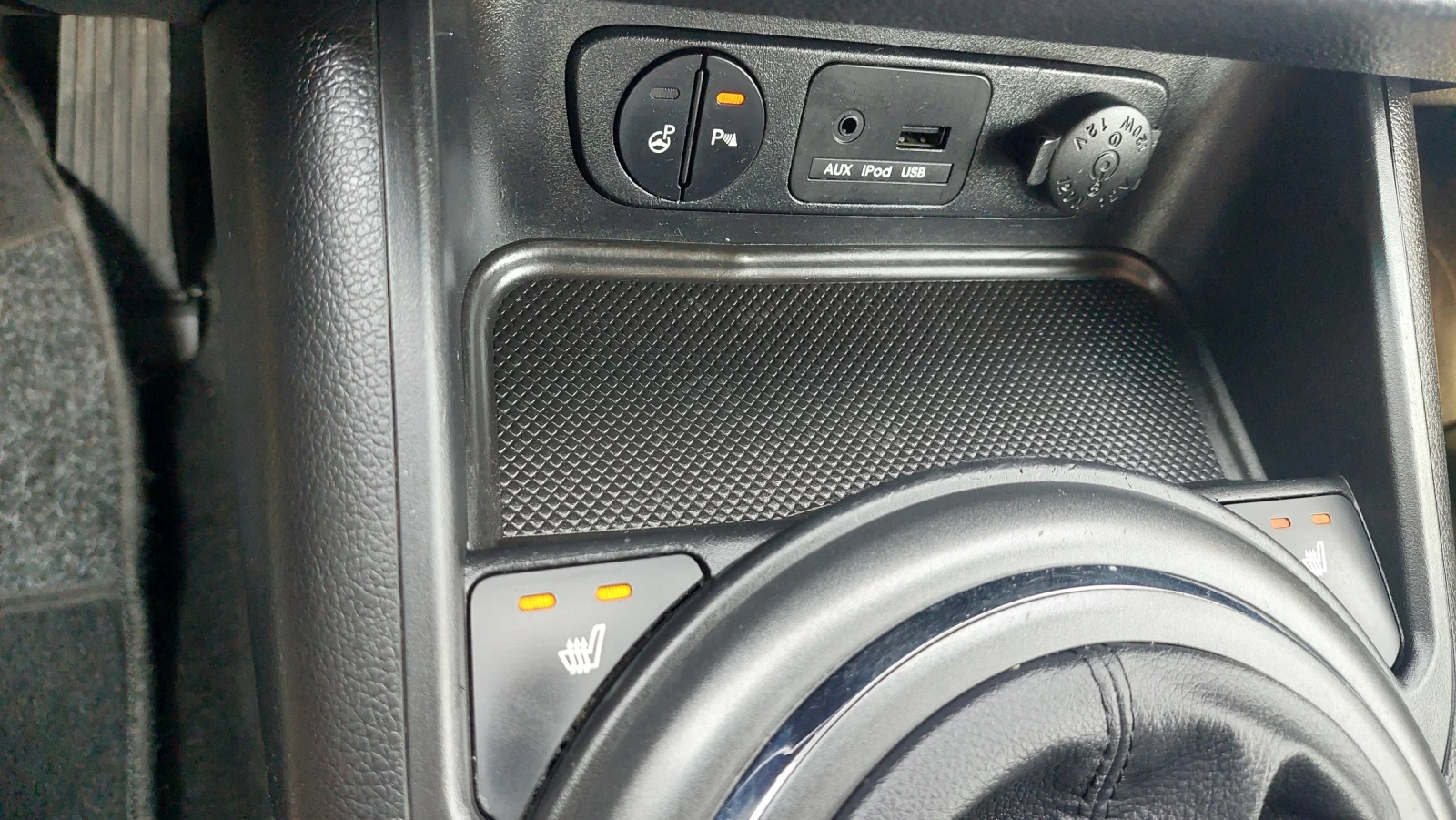 Kia Sportage 1.6i NAVI FULL ТОП !!!, снимка 17 - Автомобили и джипове - 55557517