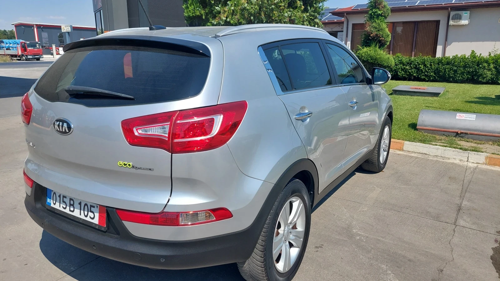 Kia Sportage 1.6i NAVI FULL ТОП !!!, снимка 7 - Автомобили и джипове - 55557517