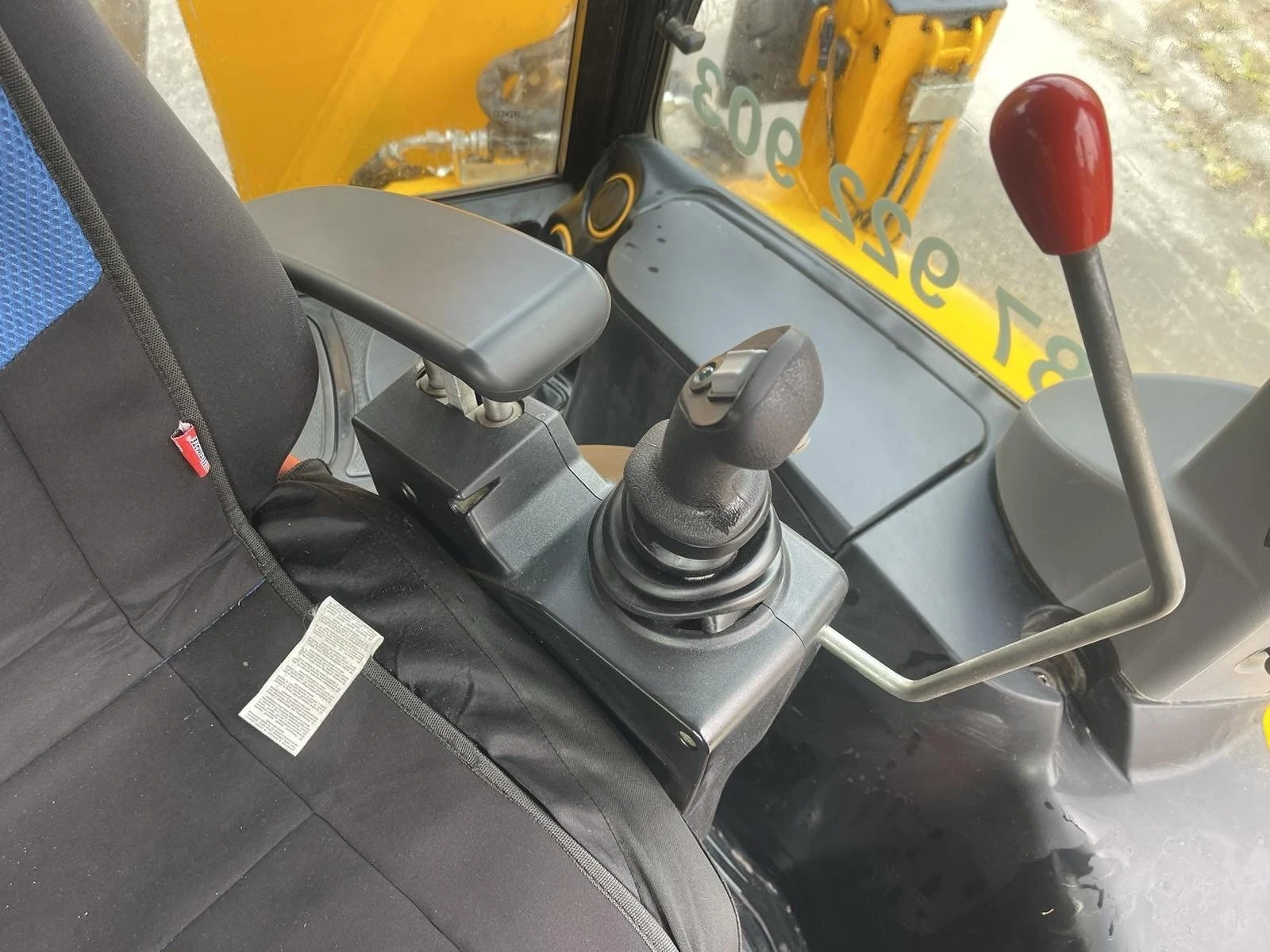 Багер JCB 4CX PRO - изображение 10