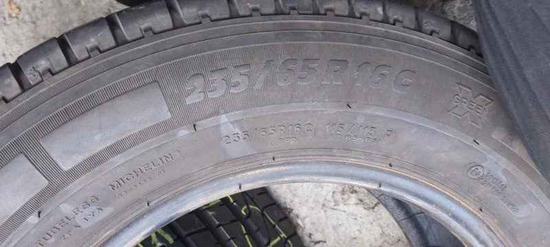 Гуми Летни 235/65R16, снимка 9 - Гуми и джанти - 33437928