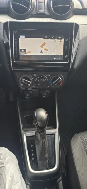 Suzuki Swift 1.2 HYBRID, снимка 11