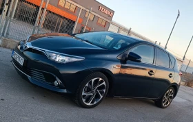 Toyota Auris 1.8 Hybrid , снимка 1