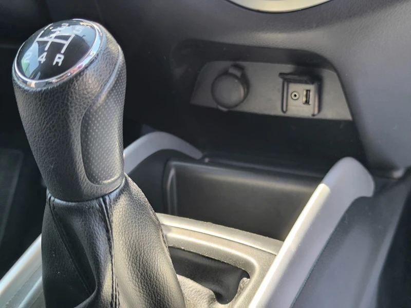 Suzuki Baleno 1.2/Hybrid, снимка 15 - Автомобили и джипове - 48233139