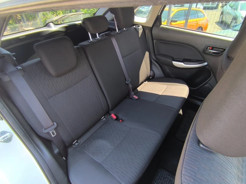 Suzuki Baleno 1.2/Hybrid, снимка 13 - Автомобили и джипове - 48233139