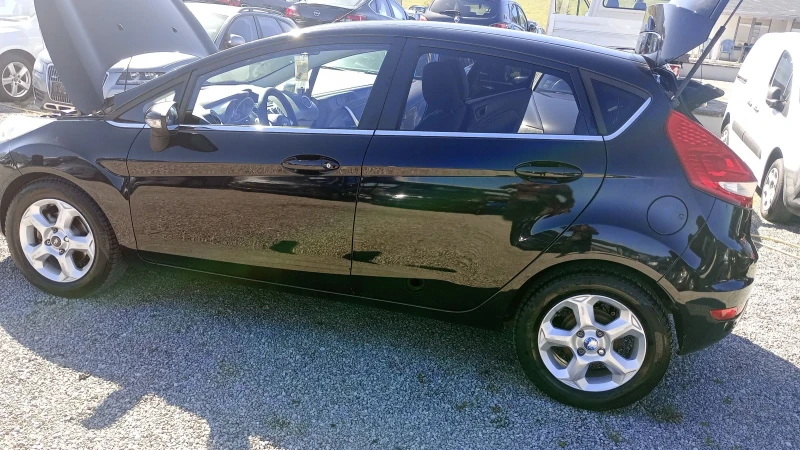 Ford Fiesta 1.4i97ксАГУ А/С, снимка 7 - Автомобили и джипове - 47436929