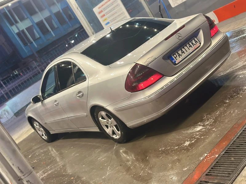 Mercedes-Benz E 220 2.2 CDI, снимка 5 - Автомобили и джипове - 48158195