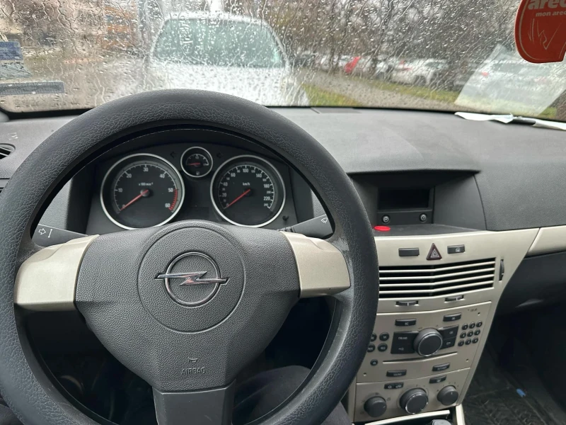 Opel Astra, снимка 3 - Автомобили и джипове - 48251460