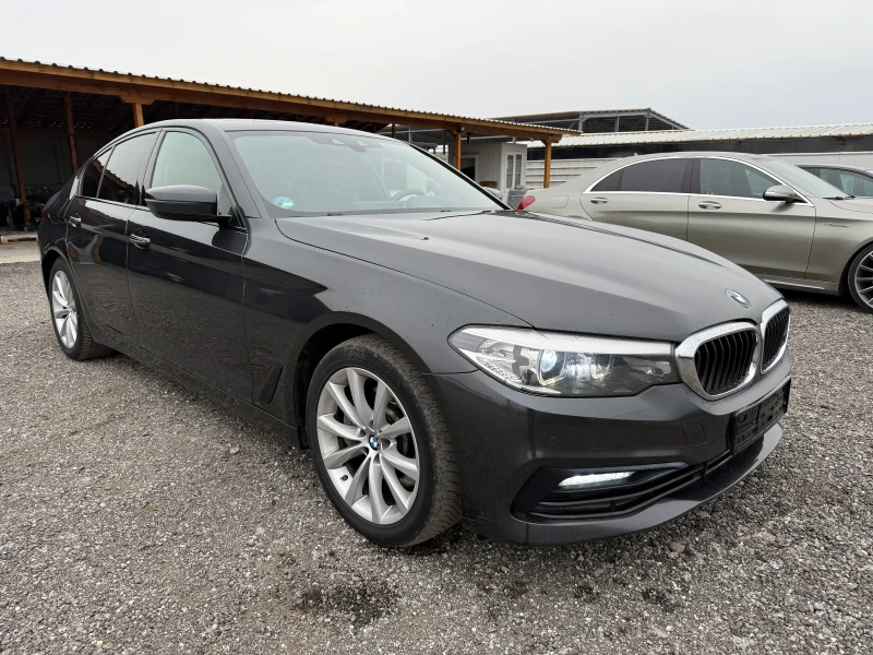 BMW 530 xDrive / HeadUp / Blind Spot / Clima Seats /, снимка 3 - Автомобили и джипове - 49607029