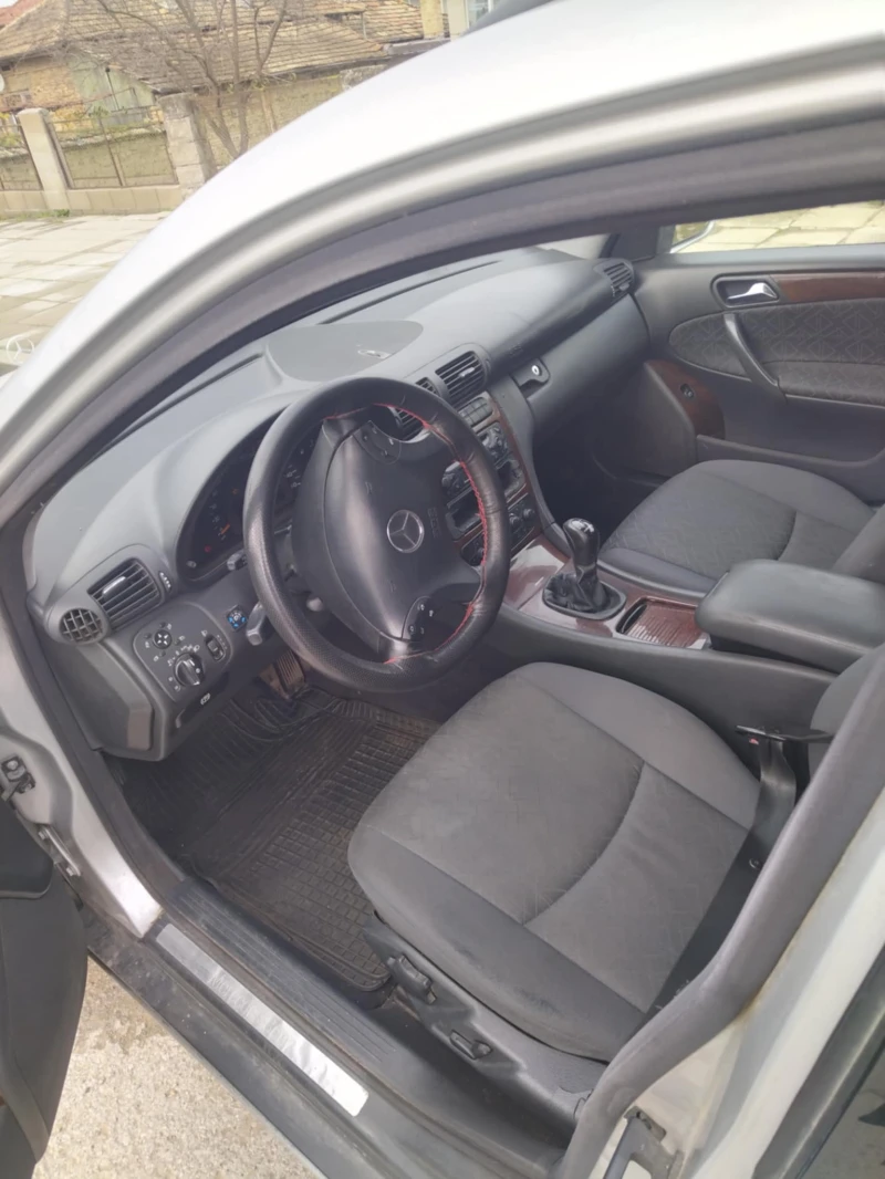 Mercedes-Benz C 200 1.8 Компресор, снимка 7 - Автомобили и джипове - 52596787