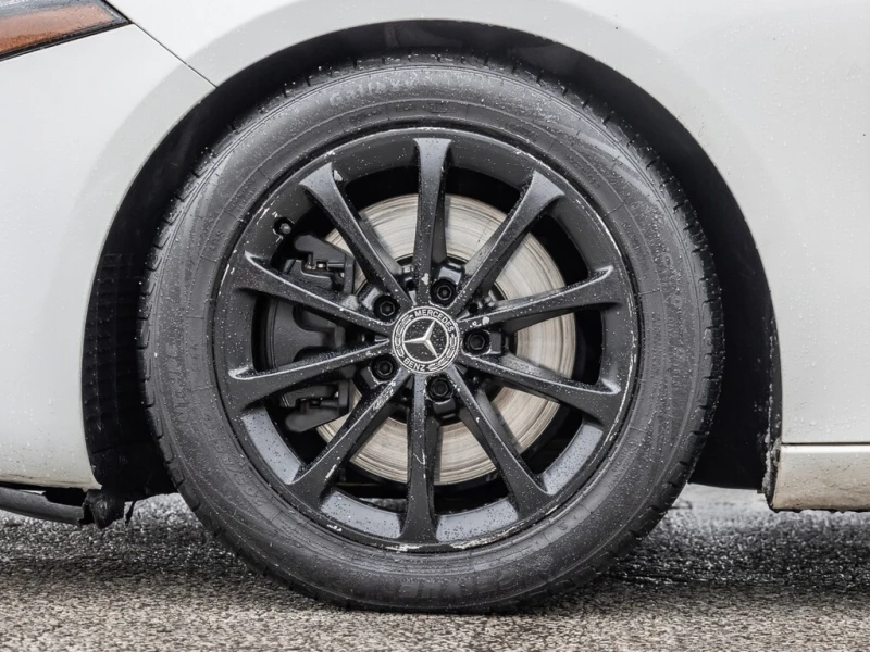 Mercedes-Benz A 250 * 4MATIC Hatch * CARFAX * БЕЗ ПЪРВОНАЧАЛНА ВНОСКА, снимка 4 - Автомобили и джипове - 52959725