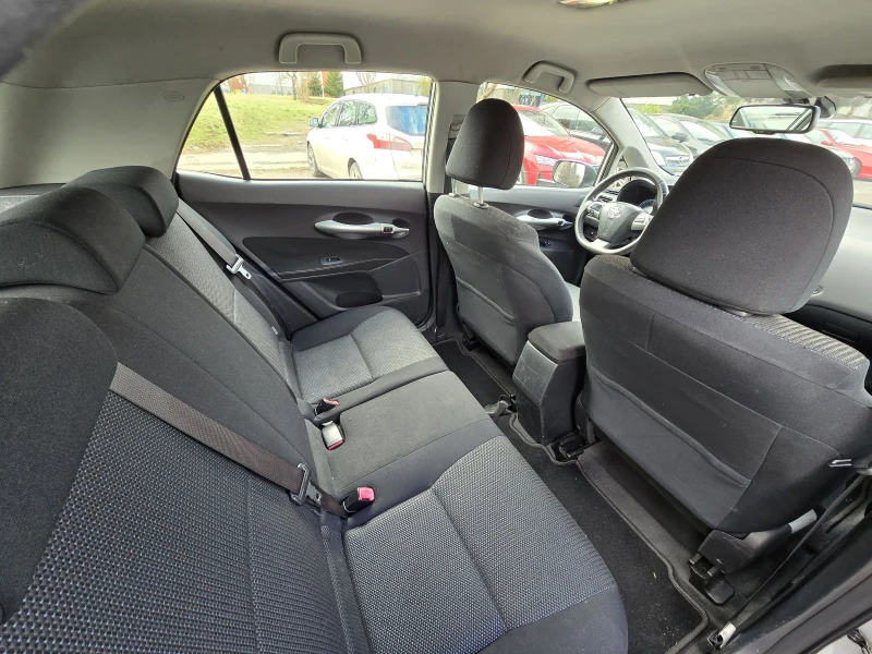 Toyota Auris T-spirit, снимка 9 - Автомобили и джипове - 53132880