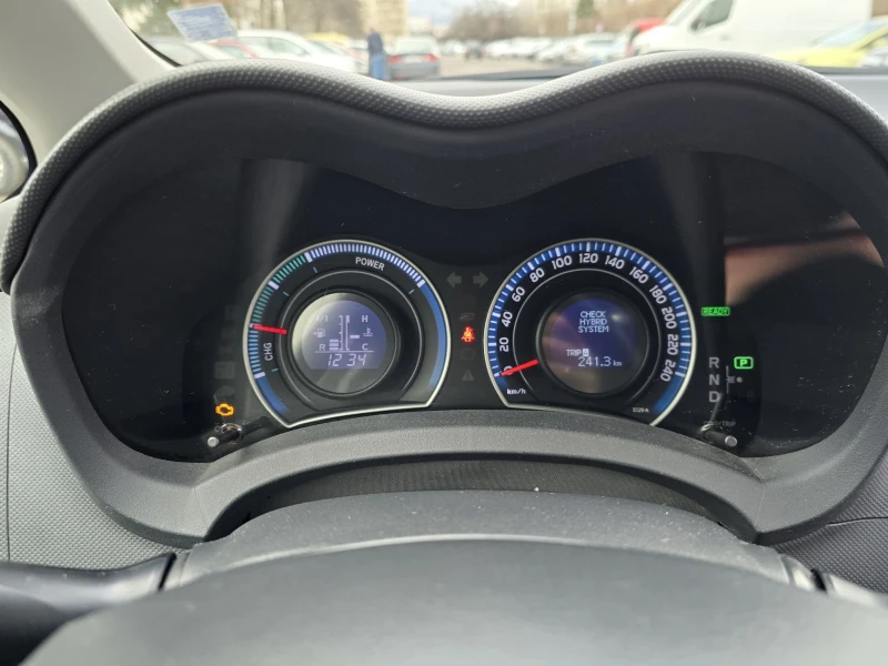 Toyota Auris T-spirit, снимка 16 - Автомобили и джипове - 53132880